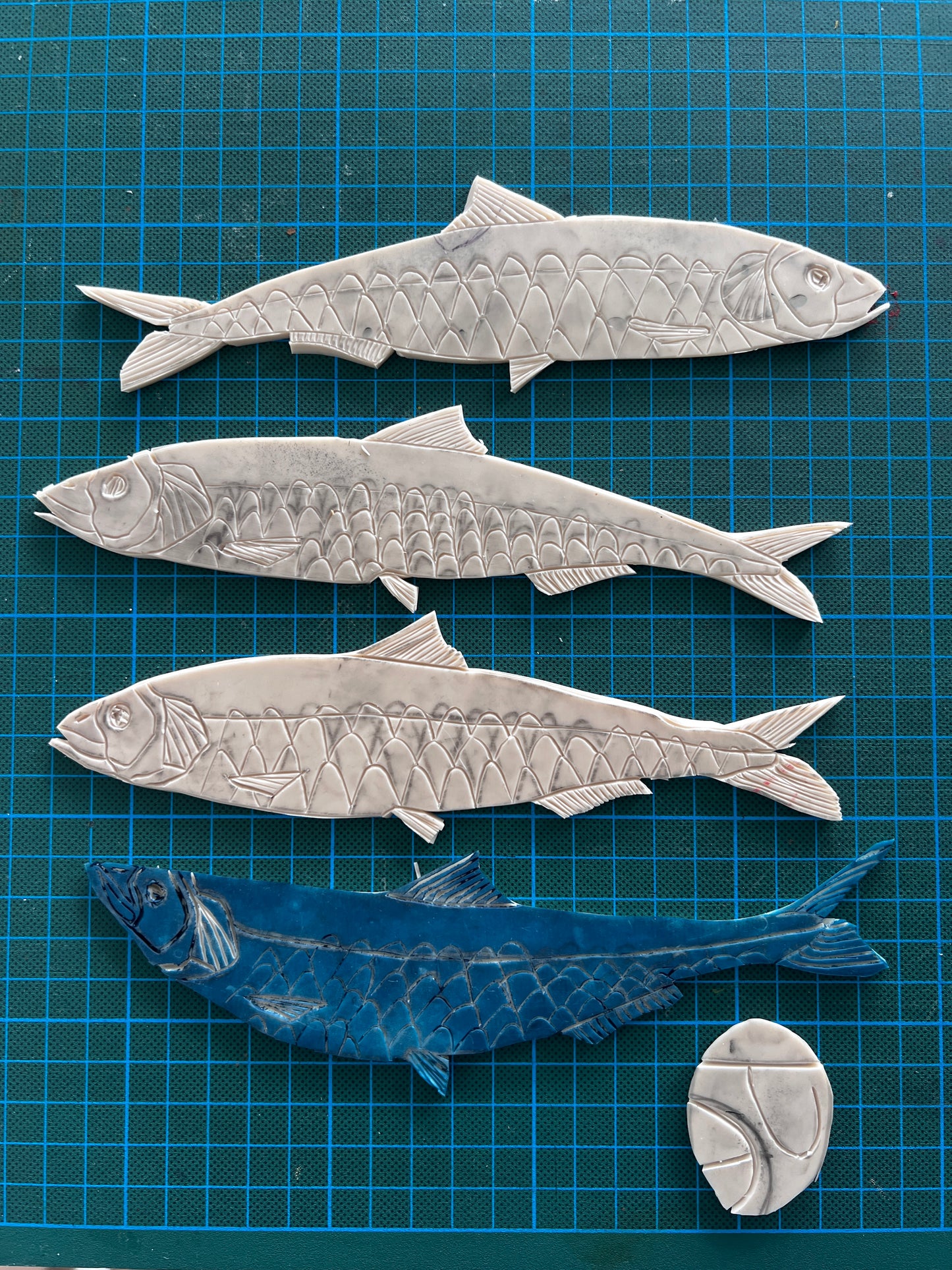 A4 Sardine Lino Print Gyotau